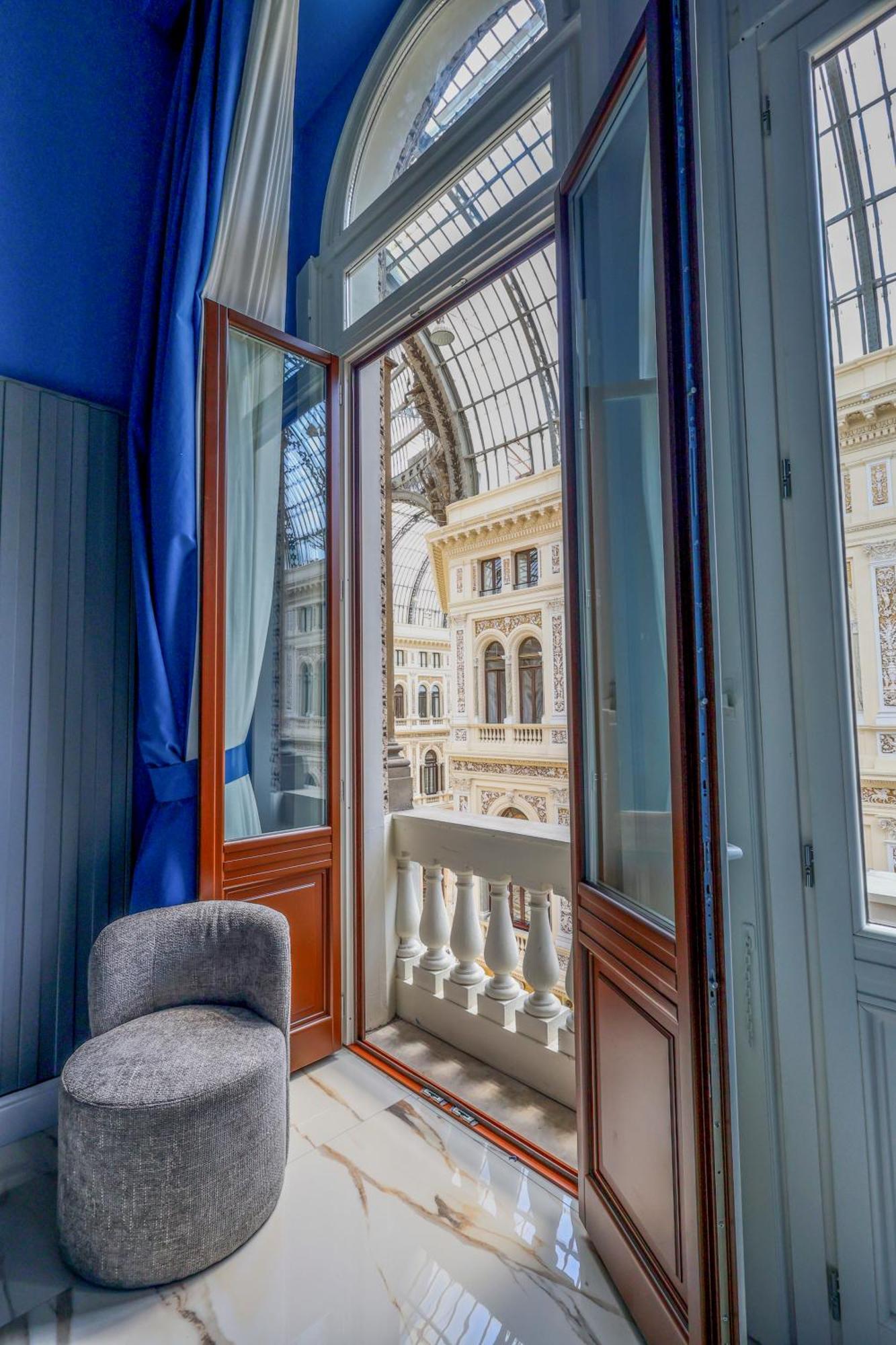 Maison San Carlo Luxury Suites Neapel Exterior foto